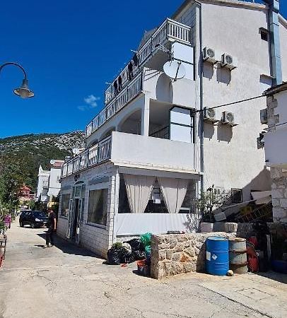 Apartments Ana I Ante Milna  Dış mekan fotoğraf