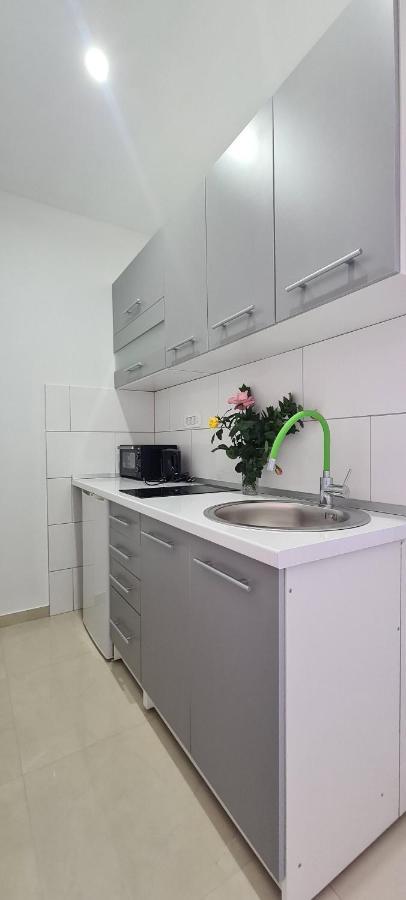 Apartments Ana I Ante Milna  Dış mekan fotoğraf