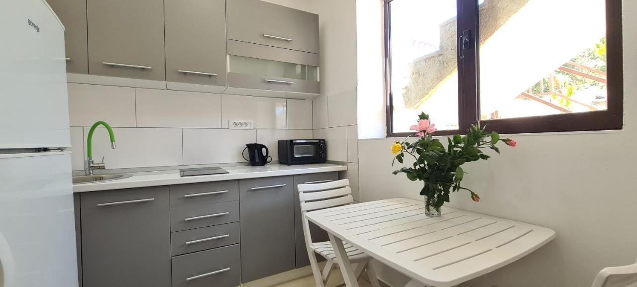 Apartments Ana I Ante Milna  Dış mekan fotoğraf